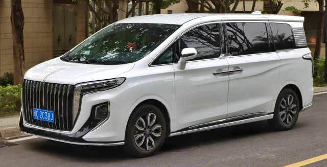 Hongqi HQ9 2.0T AT