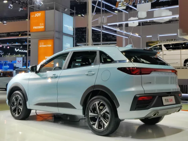 JAC QX кросовер — 3