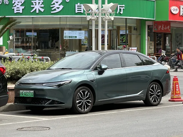 XPeng P5 EV — 4