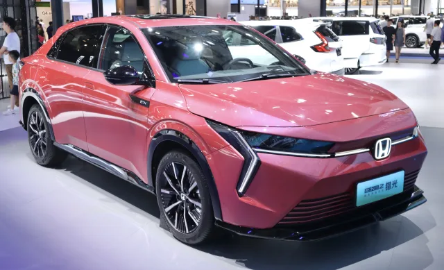 Honda e:N2 кроссовер — 2