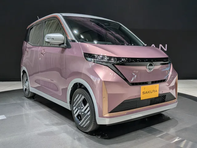 Nissan Sakura хетчбек — 2