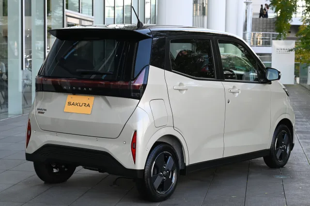 Nissan Sakura хетчбек — 4