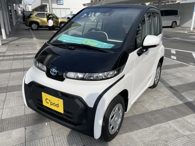 Toyota C+pod хетчбек — 2