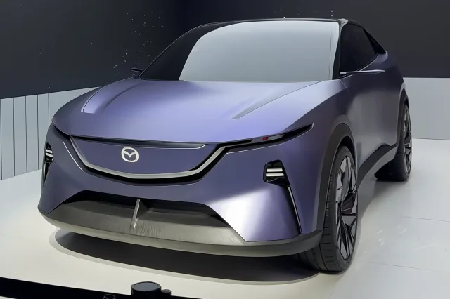 Mazda CX-6e кросовер