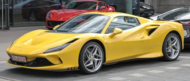 Ferrari F8 купе — 3