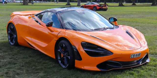 McLaren 720S coupe