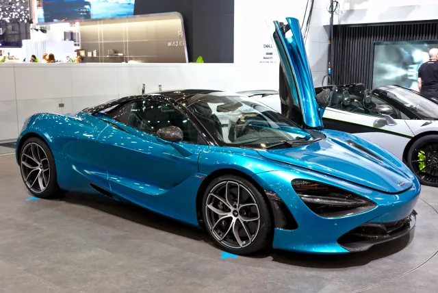 McLaren 720S coupe — 6