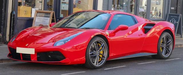 Ferrari 488 купе