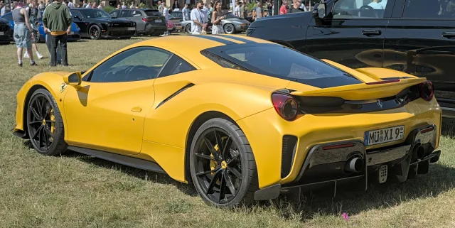 Ferrari 488 купе — 8