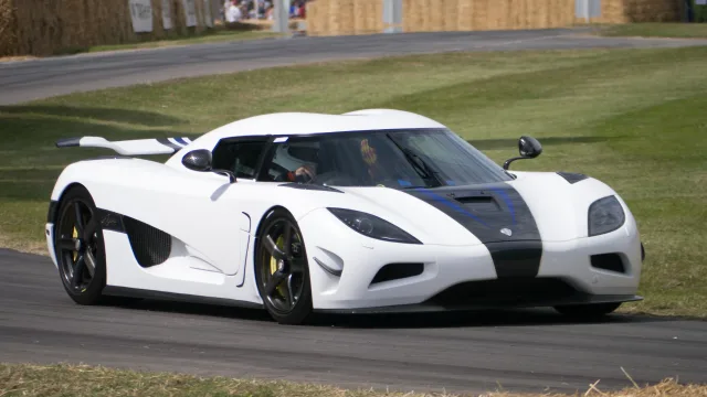 Koenigsegg Agera coupe — 2