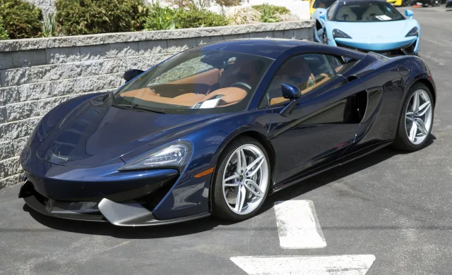 McLaren 570S coupe