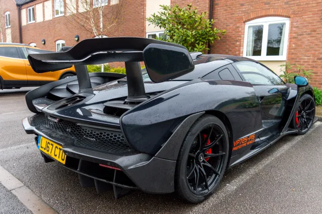 McLaren Senna coupe — 9