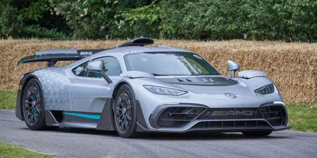 Mercedes-Benz AMG One coupe — 3