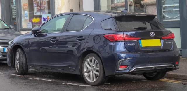 Lexus CT хетчбек — 4