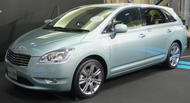Toyota Mark X ZiO мінівен — 2
