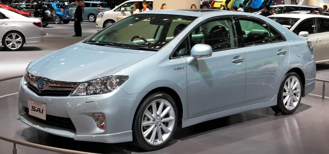 Toyota Sai седан — 6