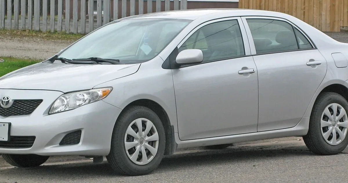 Toyota Corolla E150.jpg