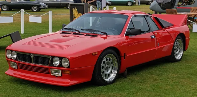Lancia Rally 037 — 7