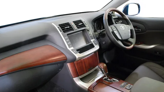 Toyota Crown Majesta (2009) седан — 2