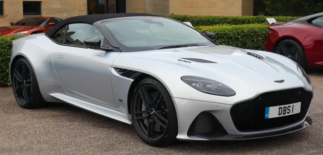Aston Martin DBS Superleggera кабриолет — 3
