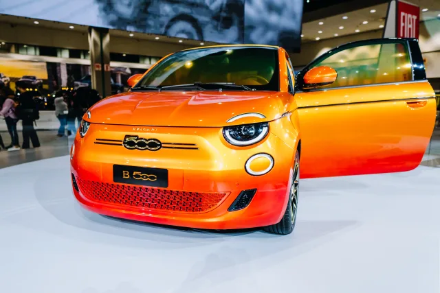 Fiat 500e хетчбек — 3
