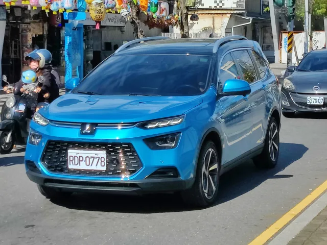 Luxgen URX SUV