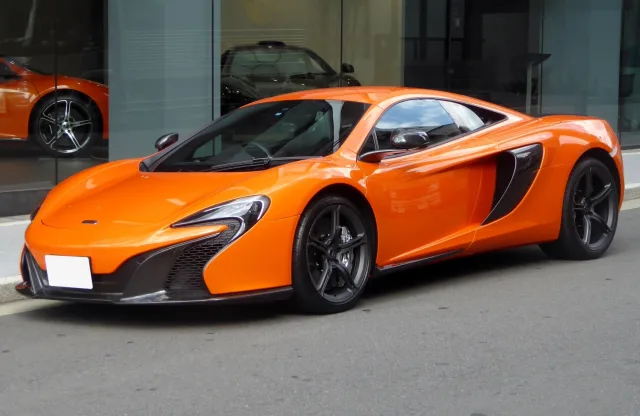 McLaren 650S convertible