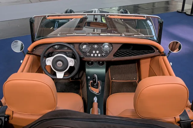 Morgan Plus Six convertible — 3