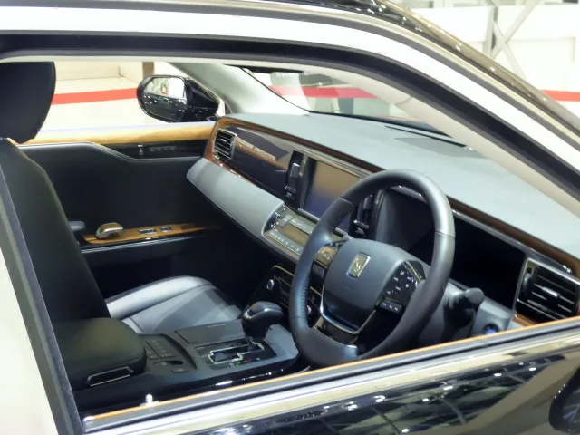 Toyota Century (2018) кабріолет — 2