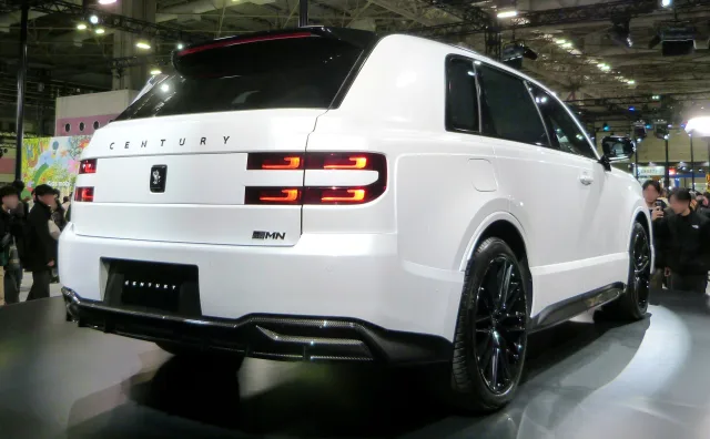 Toyota Century (2018) кабріолет — 4