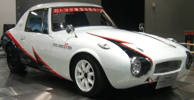 Toyota Sports 800 купе — 4
