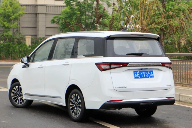 Wuling Jiachen 147 hp