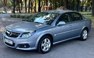 Opel Vectra 2008 з найменшим пробігом в Україні продають у Дніпрі: яка ціна