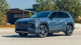 Топ-3 нових та вживаних гібридних авто в Україні у серпні 2026