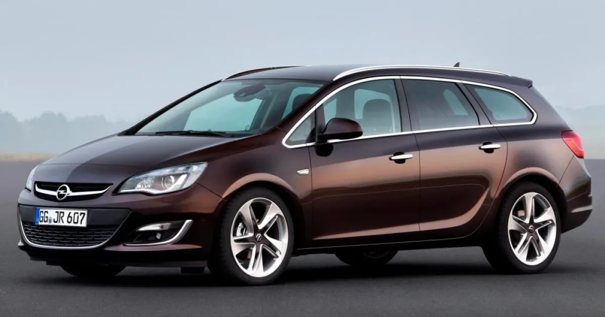 Opel Astra J.jpg