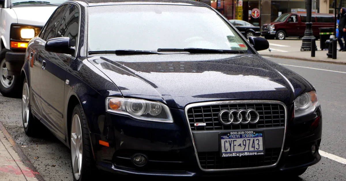 Audi A4 B7.jpg