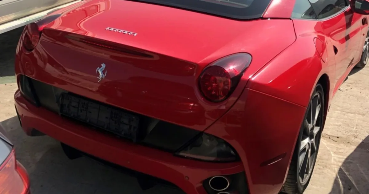 Ferrari California 2010 3.jpg