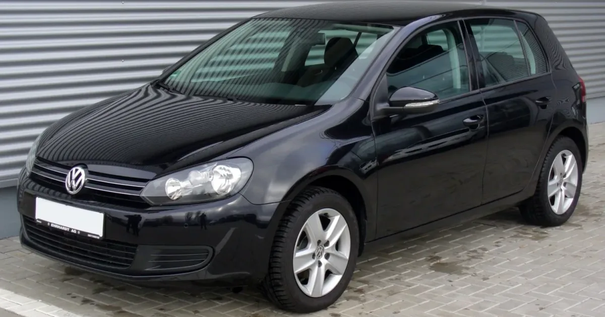 Volkswagen Golf VI 2009.webp