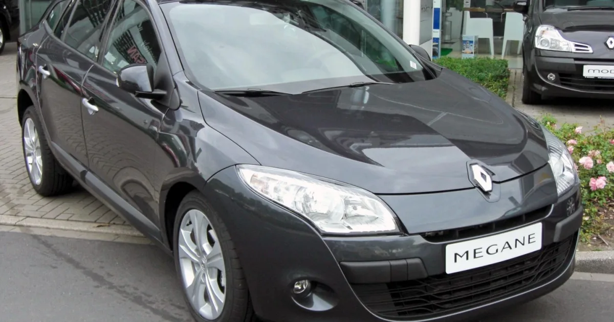 Renault Megane 2010.jpg