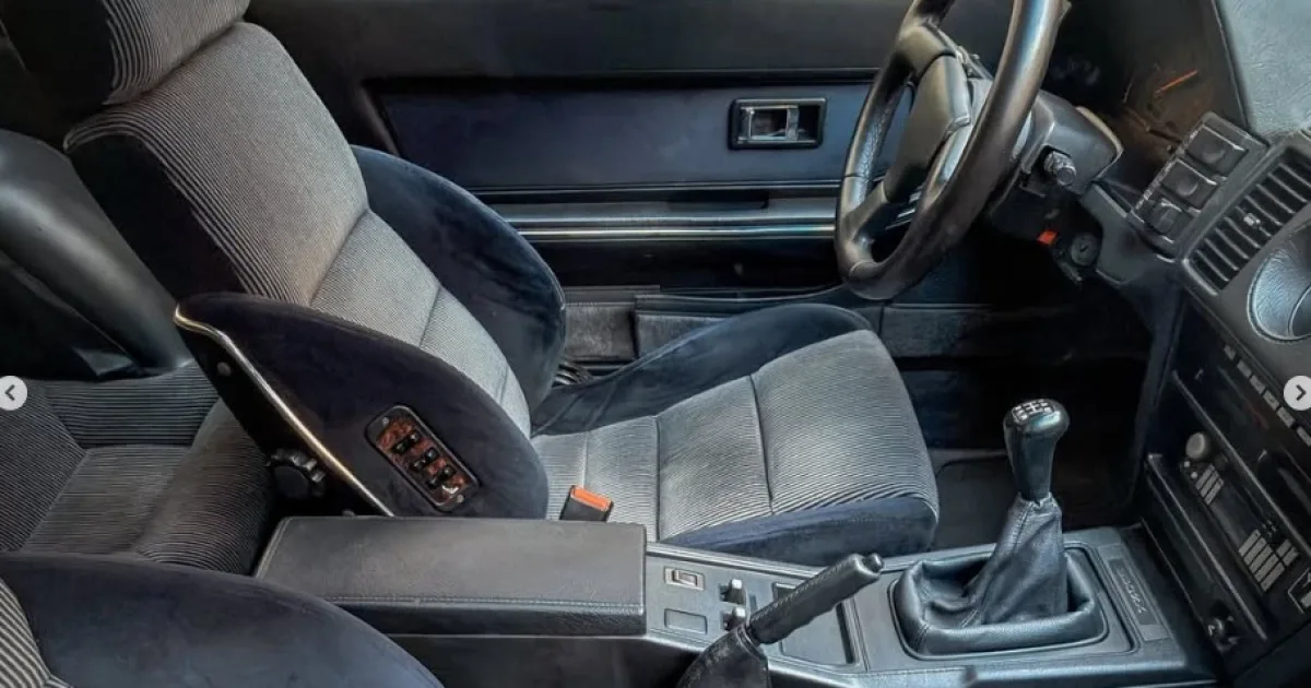 Nissan 300ZX 2.jpg