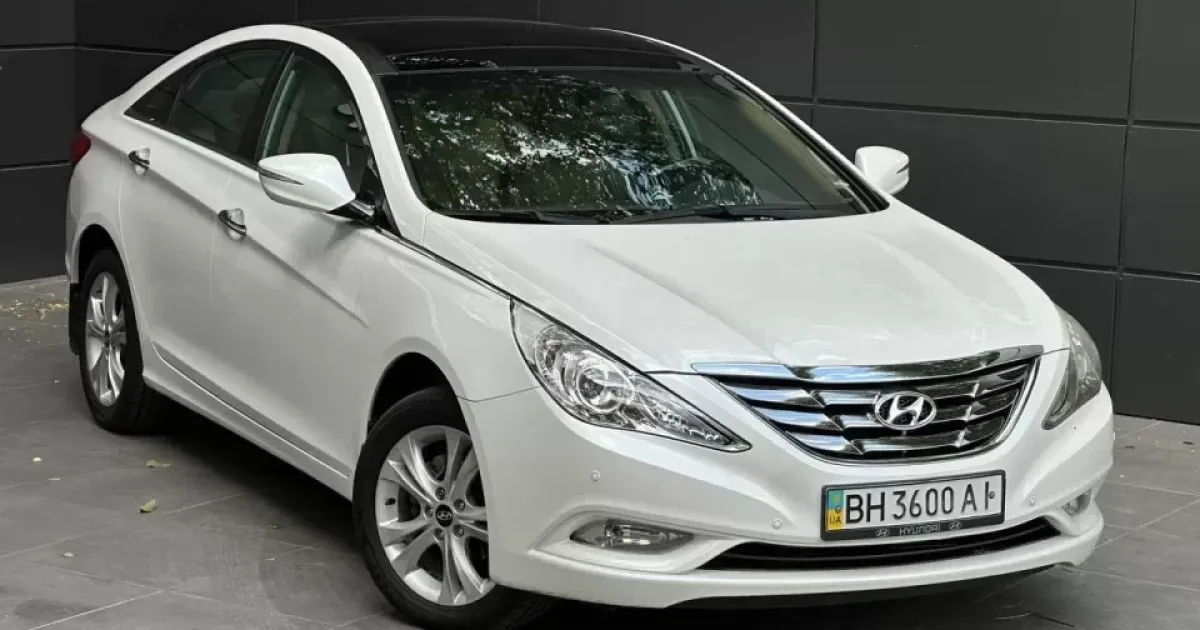 Hyundai Sonata.webp