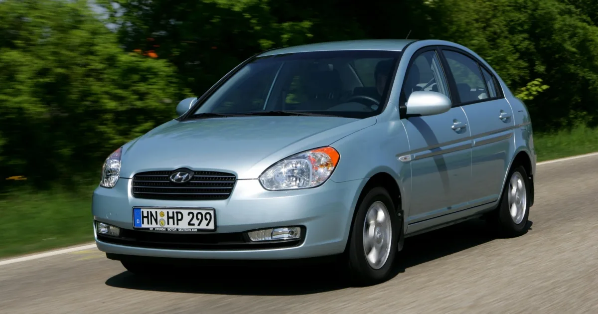 Hyundai Accent 2008.jpg