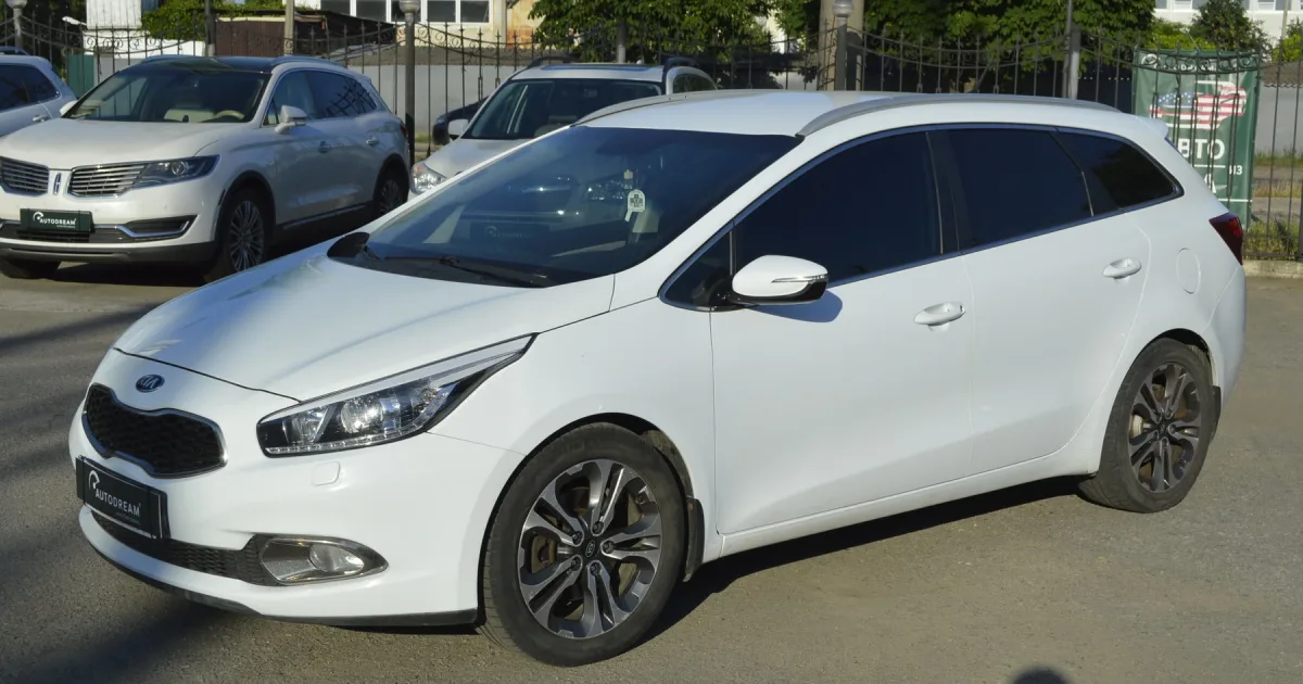 Kia Ceed 2013.jfif