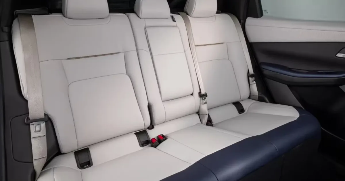 Nissan Leaf 4.jpg